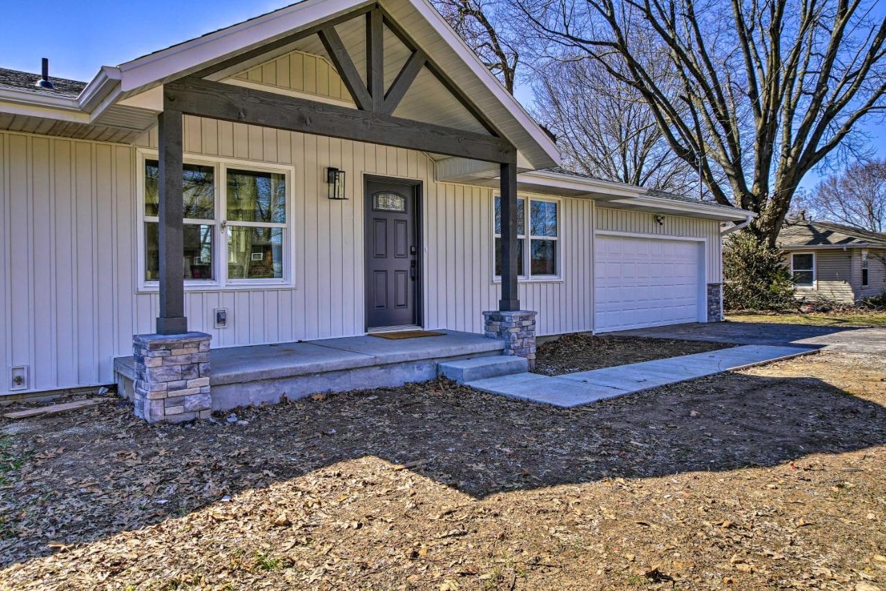 Retreat With Deck About 9 Mi To Downtown Springfield Villa Ozark Exteriör bild